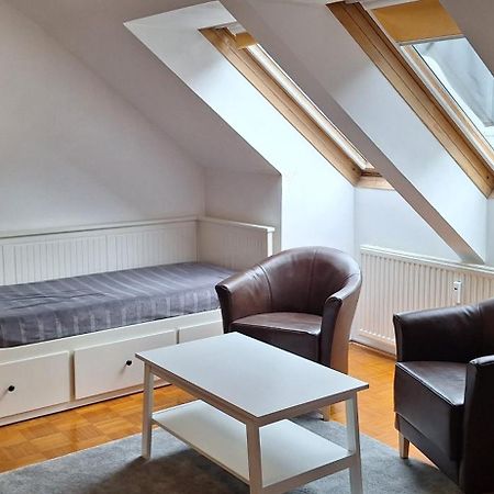 Flataid Apartment Obere Bahnstrasse - Grazer Messe Eksteriør bilde