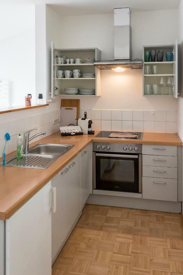 Flataid Apartment Obere Bahnstrasse - Grazer Messe Eksteriør bilde